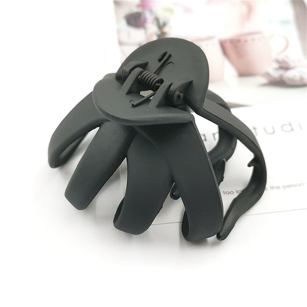 New Fashion Korea Style Simple Matte Large Hair Claws Adults Women Hair Clips Crabs Hair Clamps Daily Hair Styling Accessories
